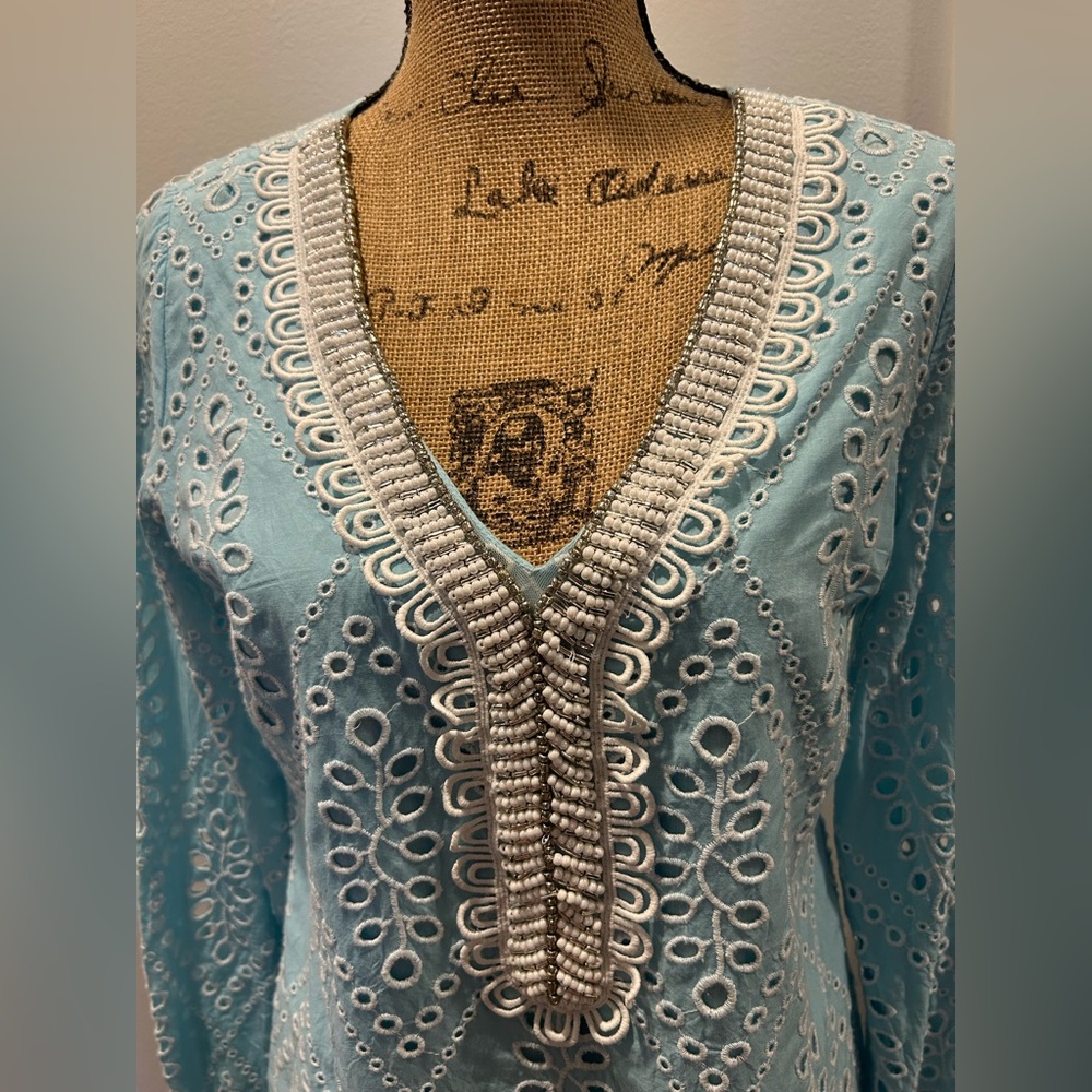 Embellished long sleeve turquoise tunic. Size small.